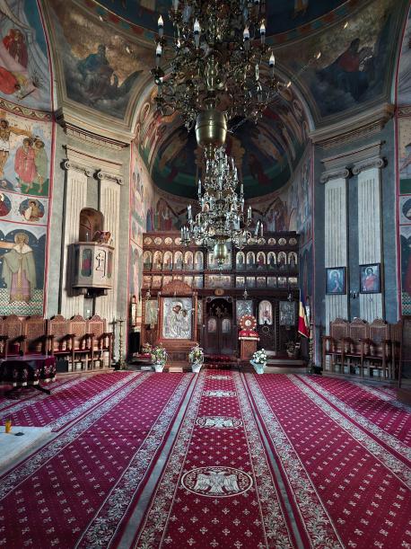 Biserica „Adormirea Maicii Domnului” Ruginoasa - exterior