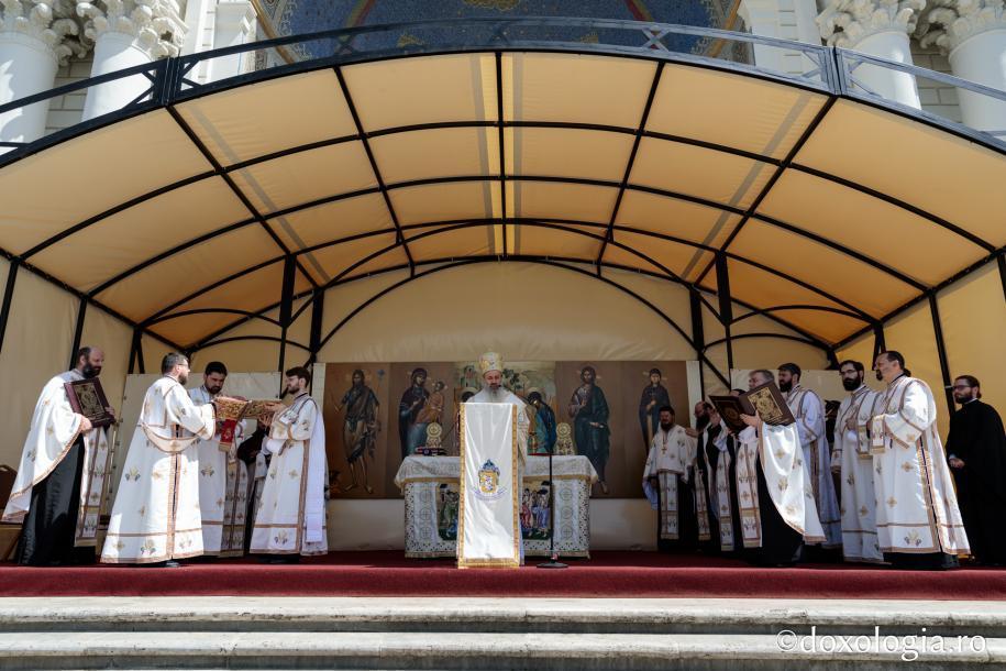 Învierea a doua la Catedrala Mitropolitană din Iași / foto: Oana Nechifor