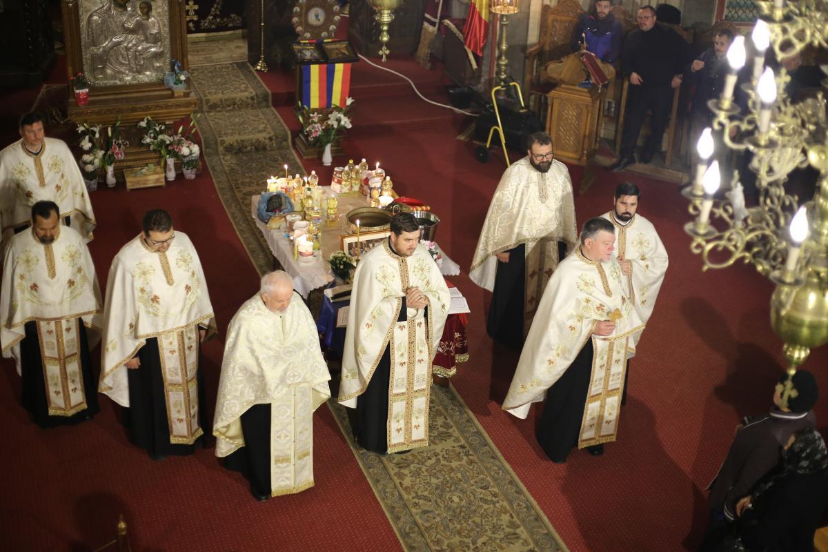 Sfântul Maslu 1 dec 2019