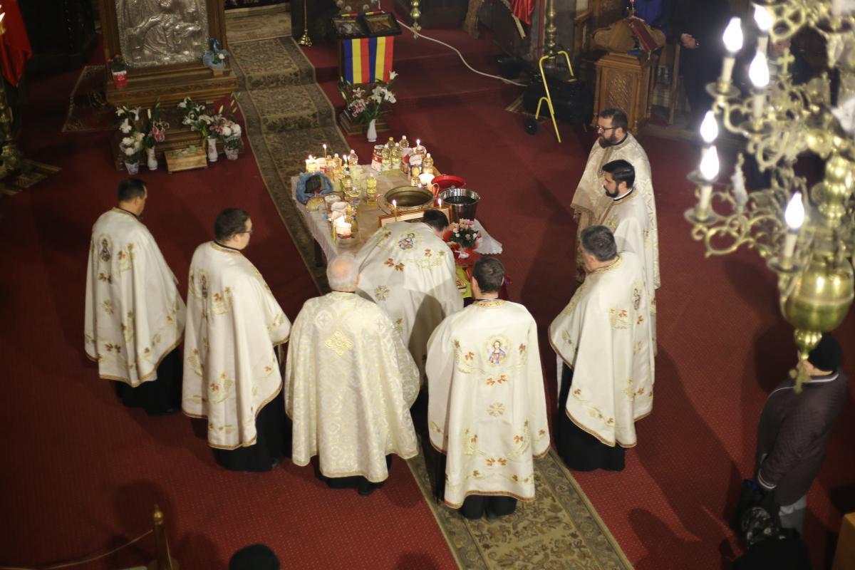 Sfântul Maslu 1 dec 2019